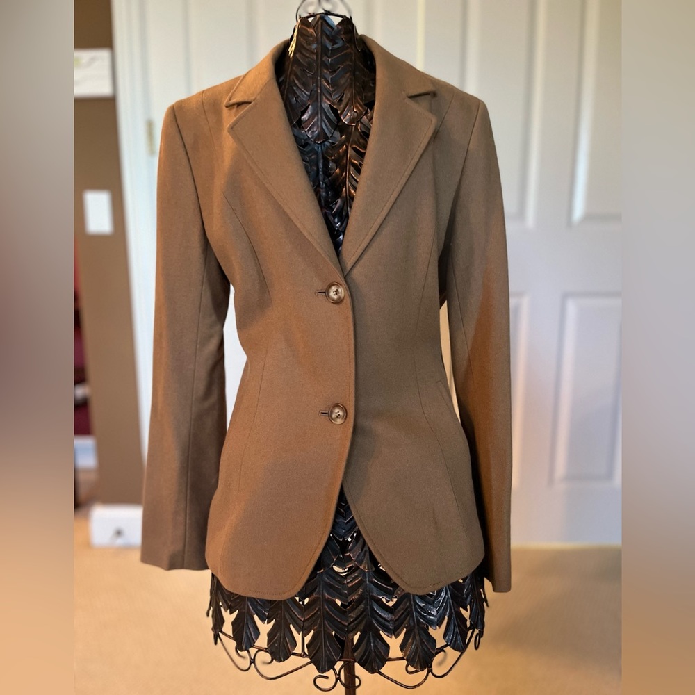 Wool blazer jacket from Japan. Very good quality.
